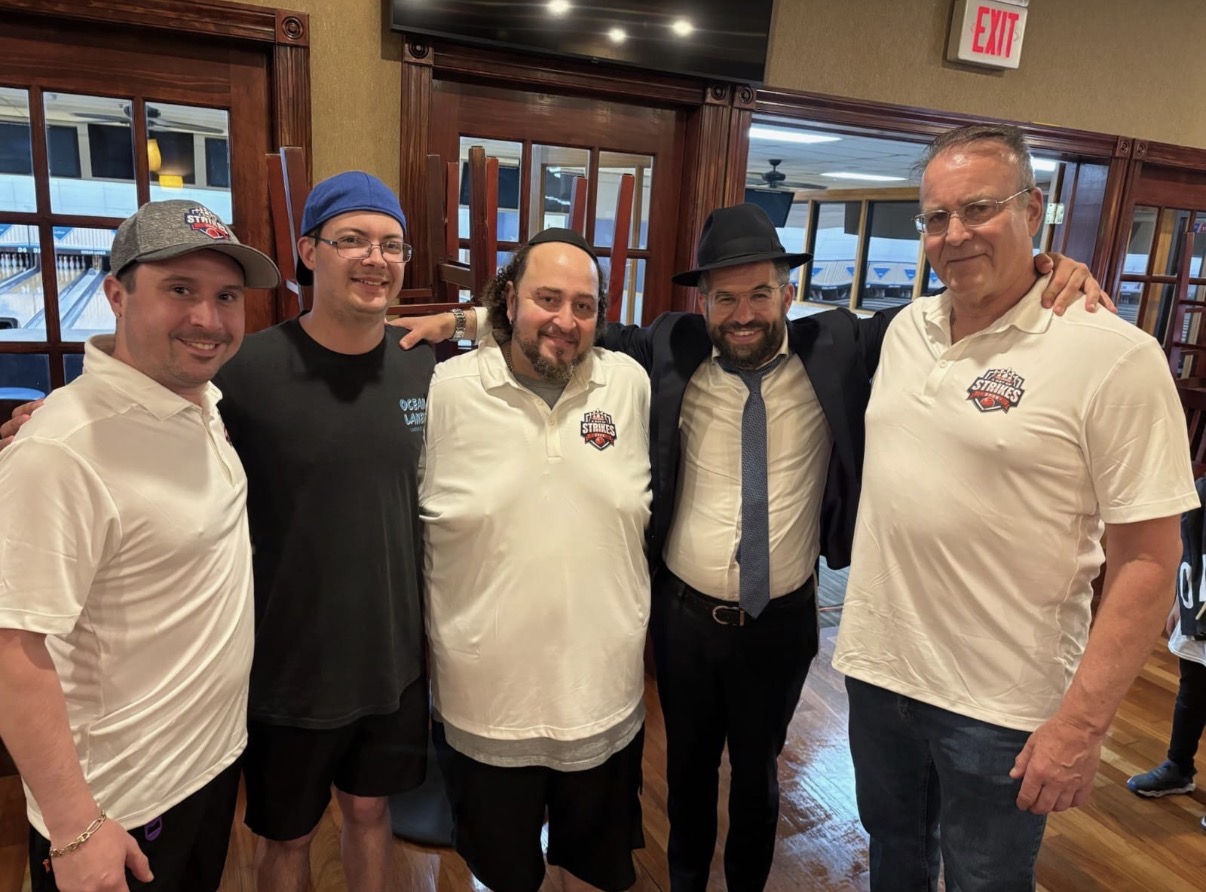 Video: Yeshiva Nesiv HaTorah of Toms River Brings Talmidim and the Community Together for Day of Strikes